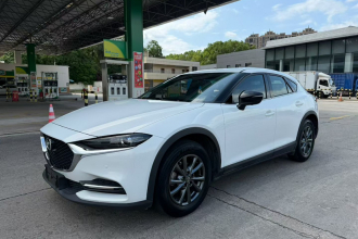 马自达CX-4 2021款 2.0L 自动两驱蓝天探索版