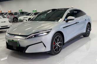 比亚迪 汉L 2025款 EV 四驱激光雷达旗舰型