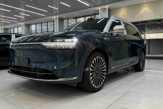 鸿蒙智行 问界M9 2024款 增程 Ultra版 52kWh 6座版