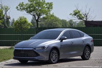 比亚迪 秦PLUS 2021款 DM-i 55KM 旗舰型