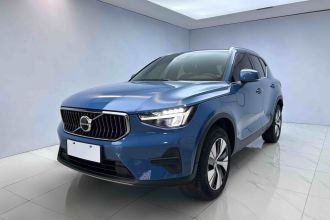 沃尔沃XC40 2023款 B3 智远豪华版