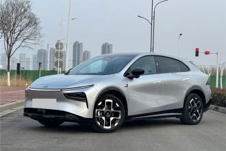 小鹏G7 2025款 702 超长续航 Ultra