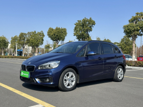 宝马2系旅行车 2016款 218i 领先型