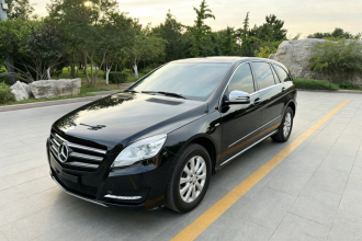 奔驰R级 2017款 R 320 4MATIC 商务型臻藏版