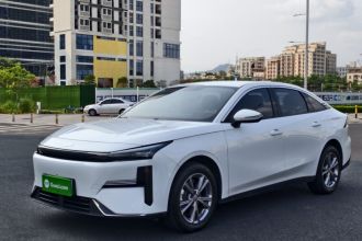 吉利银河 银河L6 2025款 EM-i 140km 远航版