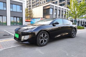 领克Z10 2024款 95kWh 766km后驱Max