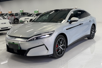 比亚迪 汉L 2025款 EV 四驱激光雷达旗舰型