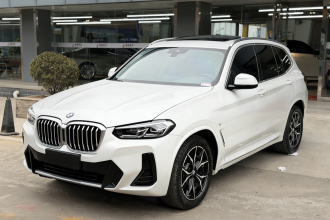 宝马X3 2022款 改款 xDrive25i M运动套装