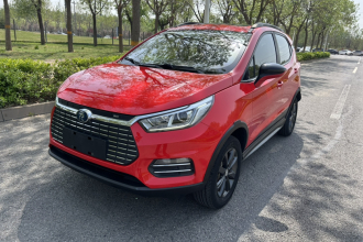 比亚迪 元新能源 2018款 EV360 智联炫酷型