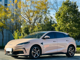 比亚迪 海豹06GT 2025款 智驾版 605热浪版