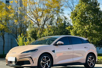 比亚迪 海豹06GT 2025款 智驾版 605热浪版