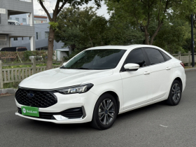 福特 福睿斯 2021款 1.5L 自动钻石版