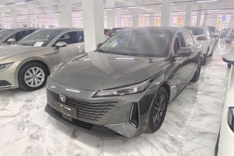 长安 逸达 2023款 蓝鲸NE 1.5T GDI DCT尊享型