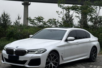 宝马5系 2022款 改款 530Li 领先型 M运动套装
