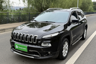 Jeep 自由光 2017款 2.4L 领先智能版