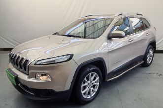 Jeep 自由光 2017款 2.4L 领先智能版