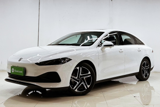 荣威D7 2023款 DMH 125km 卓越版