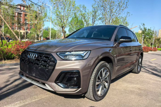 奥迪Q5L 2023款 40T 豪华动感型
