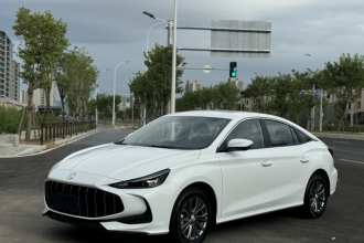 名爵 MG5 2026款 180DVVT 全球豪华版