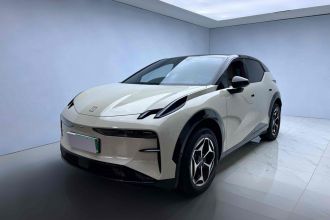 极氪X 2025款 五座后驱版