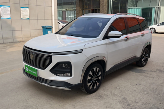 宝骏530 2021款 全球车周年纪念版 1.5T CVT豪华型 7座