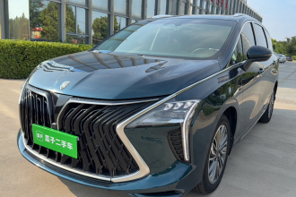 东风风行 风行游艇 2022款 1.5T DCT追风版
