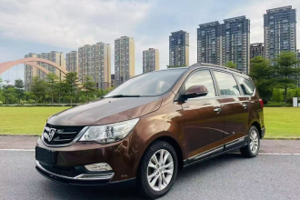 宝骏730 2016款 1.5T 手动舒适型 7座