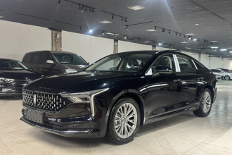 奔腾B70 2026款 龙耀版  1.5T 悦享定制型