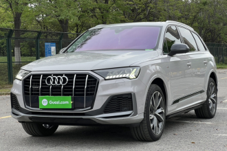 奥迪Q7 2022款 55 TFSI quattro S line运动型