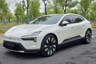 Polestar极星 Polestar 4 2023款 单电机标准续航PLUS