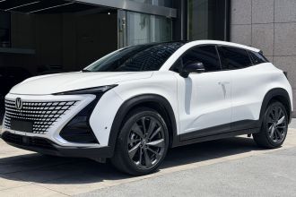 长安UNI-T 2020款 1.5T 尊贵型