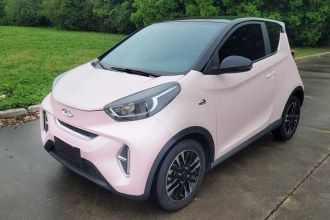 奇瑞QQ 小蚂蚁 2022款 改款 甜粉款 半糖版 磷酸铁锂 30.7kWh 30kW 301km