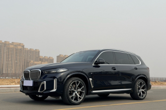 宝马X5 2023款 xDrive 30Li 尊享型M运动套装