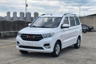 五菱汽车 五菱宏光 2021款 改款1.5L S标准型 电动助力LAR