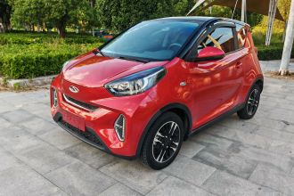 奇瑞QQ 小蚂蚁 2022款 改款 甜粉款 半糖版 磷酸铁锂 30.7kWh 30kW 301km