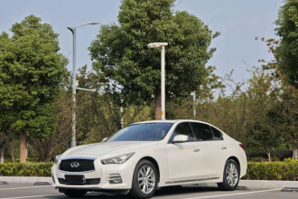 英菲尼迪Q50L 2016款 2.0T 舒适版