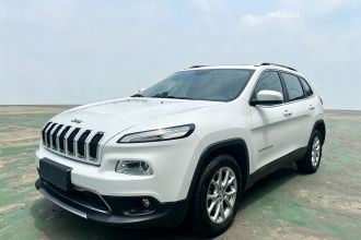 Jeep 自由光 2017款 2.0L 优越版