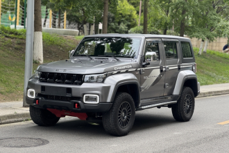 北京越野 北京BJ40 2023款 2.0T 自动四驱环塔冠军版