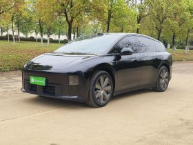 理想汽车 理想i6 2025款 四驱标准版