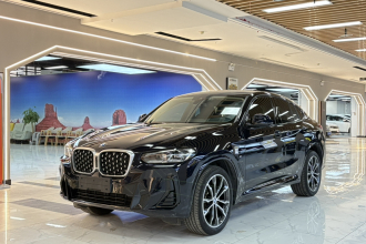 宝马X4 2022款 xDrive 30i M运动套装