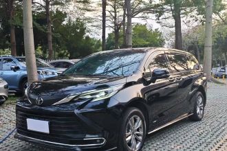 丰田 赛那SIENNA 2024款 2.5L混动 舒适版