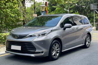 丰田 赛那SIENNA 2024款 2.5L混动 舒适版