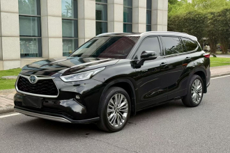 丰田 汉兰达 2023款 2.5L智能电混双擎四驱尊贵版 7座