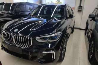 宝马X5 2022款 改款 xDrive 30Li 尊享型M运动套装