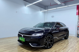 岚图汽车 岚图追光 2024款 PHEV 四驱超长续航旗舰版