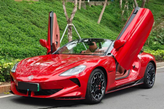 名爵 MG Cyberster 2024款 501km 魅力心动版