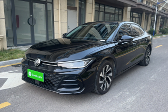 大众 帕萨特 2025款 Pro 380TSI 星空龙耀版