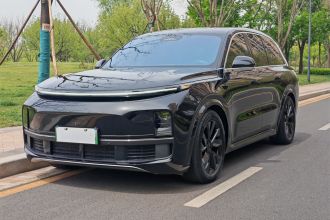 理想汽车 理想L8 2023款 Pro