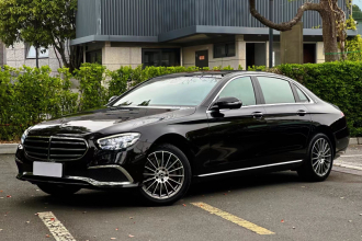 奔驰E级 2021款 E 260 L