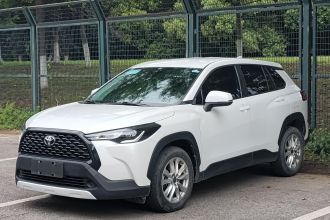 丰田 卡罗拉锐放 2022款 2.0L 先锋版